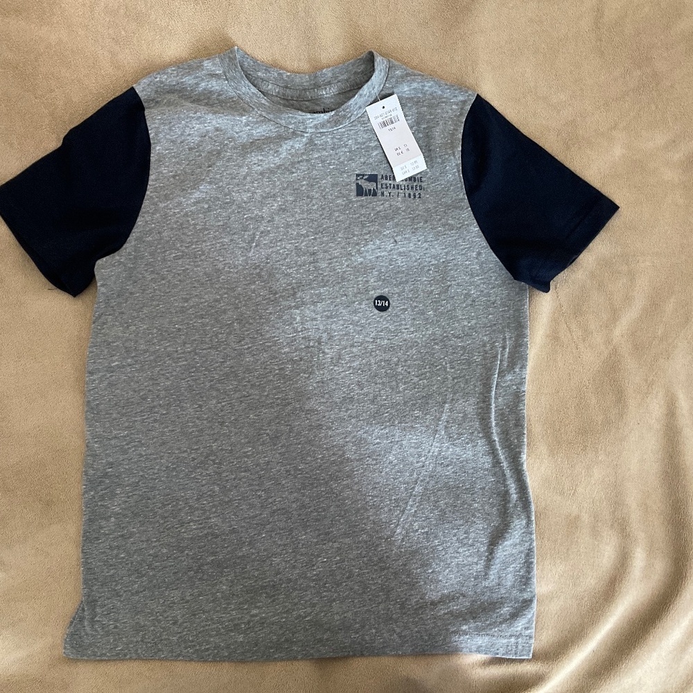 Abercrombie kids Tshirt